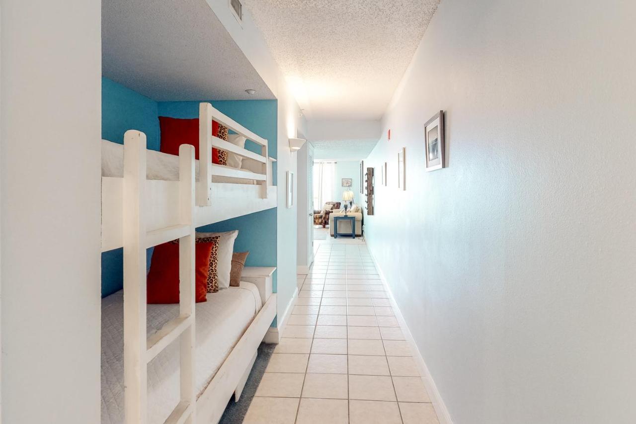 דסטין Pelican Beach Resort מראה חיצוני תמונה